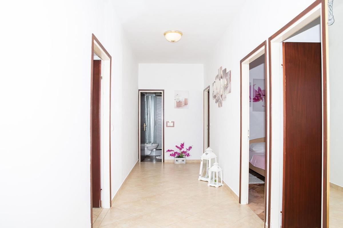 Apartman Mira I Denis Supetarska Draga Zewnętrze zdjęcie